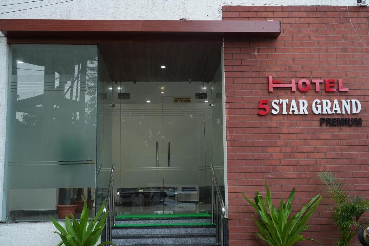 Hotel 5 Star Grand- Premium Shamshabad Exterior foto