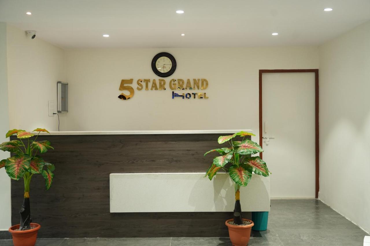 Hotel 5 Star Grand- Premium Shamshabad Exterior foto